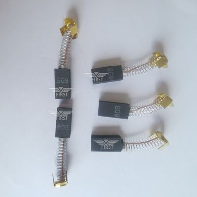 10*6*20mm 印刷機用炭素ブラシ - コモリ・ローランドと互換性のある鋼/プラスチック材料