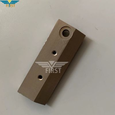ミュラー・マルティニ 3214 縫製機のためのユニバーサル・フィット・ブック・ストッパー - 鉄鋼/金属材料 標準サイズ 部品